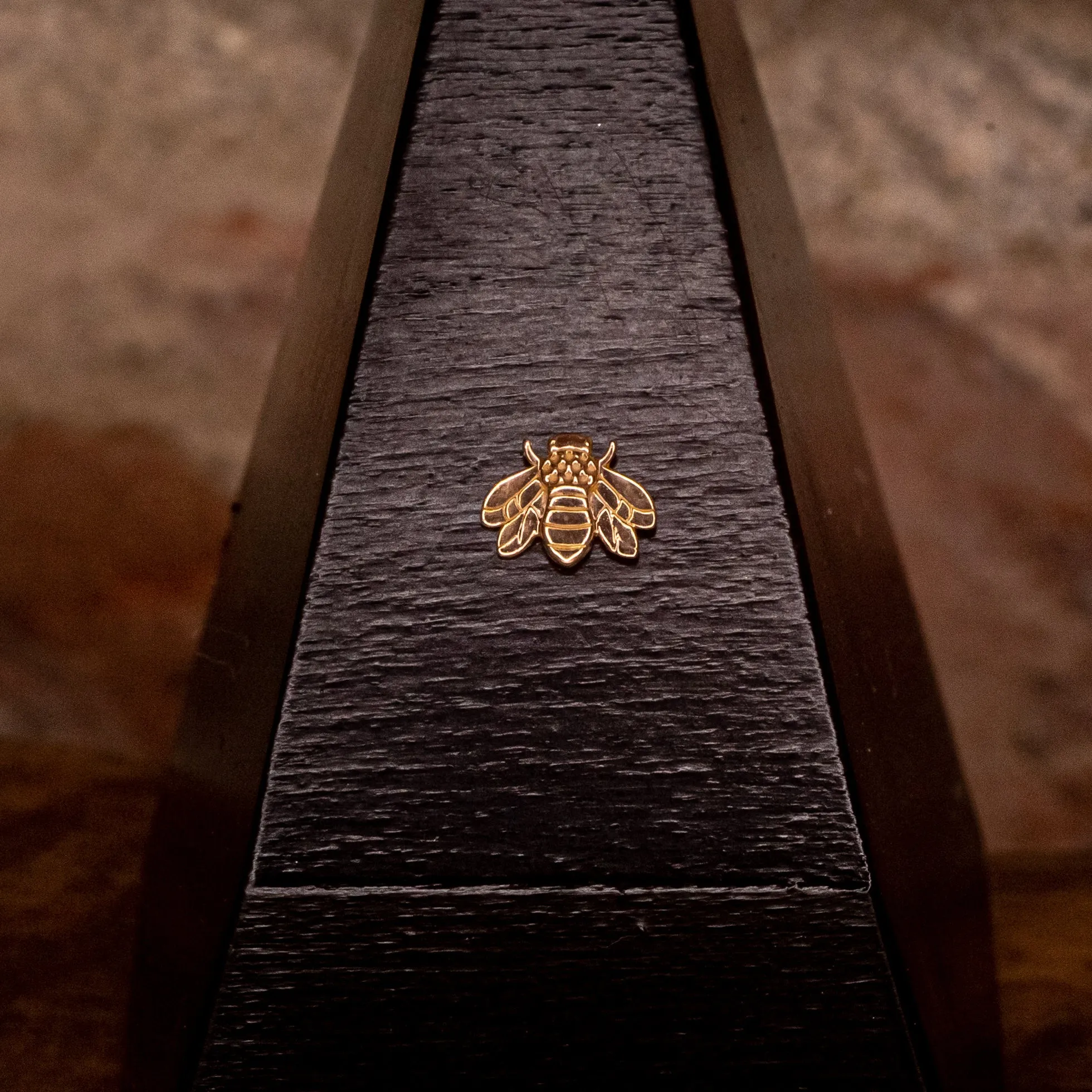Bee in Rose Gold