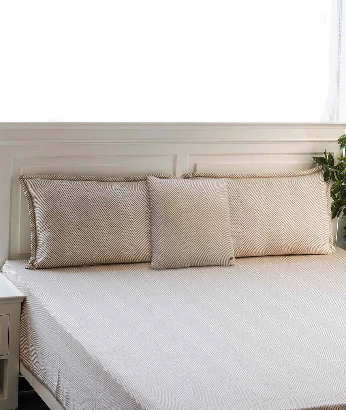Herringbone - Stone & Natural Combed Cotton Knitted King Size Bed Cover / Ac Blanket Set (1 Bedcover / Ac Blanket , 2 Pillow Covers, 1 Cushion Cover)
