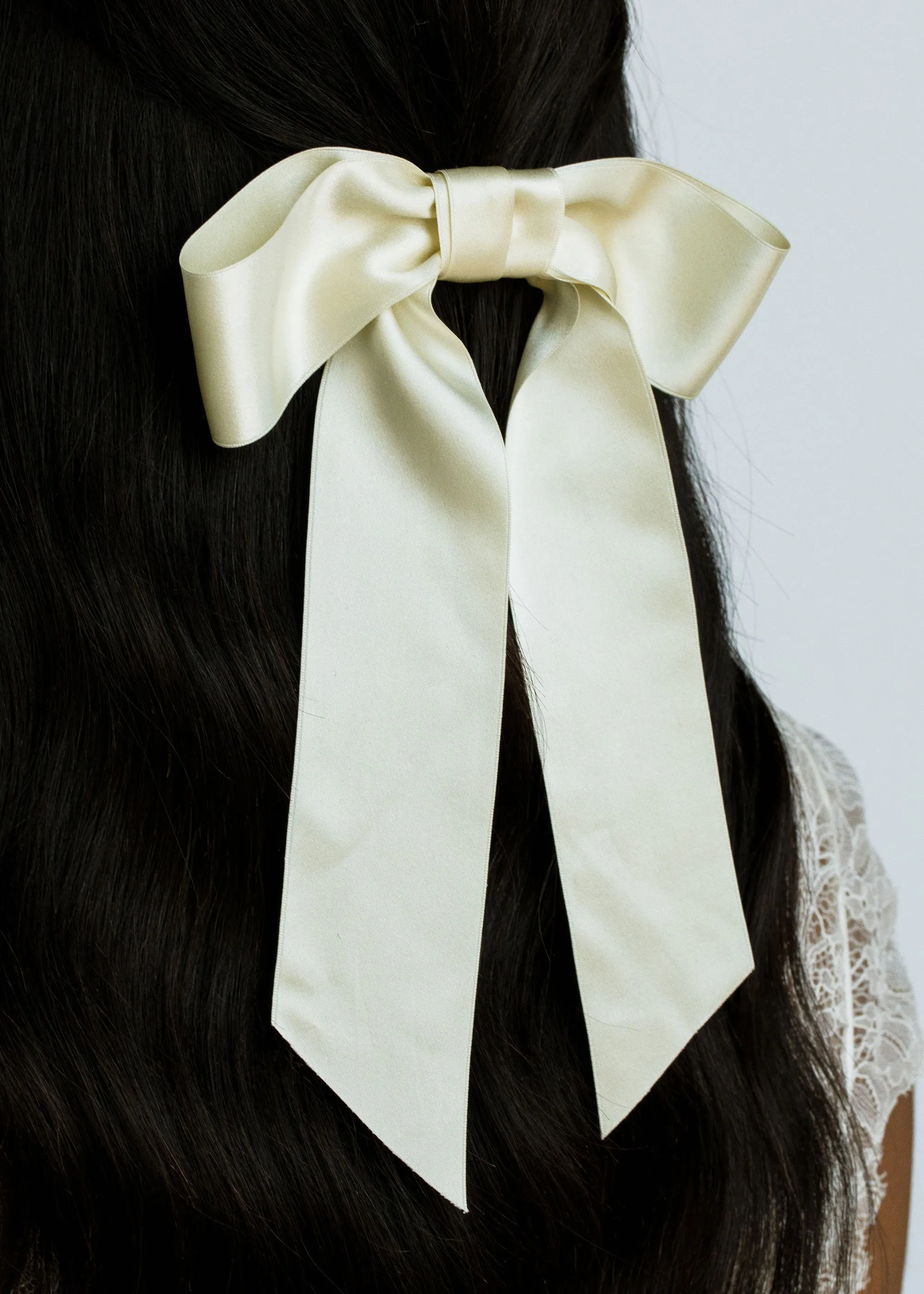 Virginia Bow Barrette -- Cream